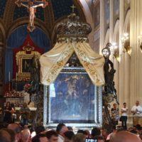 Festa Madonna, la Sacra Effigie trasportata al Duomo su un veicolo a motore