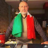 Reggio, il Vesper non è solo. Ondata di solidarietà per Gianfranco