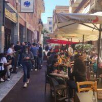 Reggio, primo giorno ‘giallo’: locali già pieni a pranzo e strade affollate – VIDEO