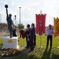 Massimo Mazzetto torna a casa: inaugurato il monumento 