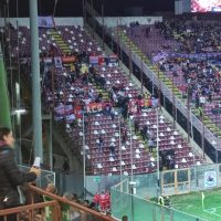Serie B: verdetto durissimo per gli scontri dopo Ascoli-Genoa. Pioggia di Daspo
