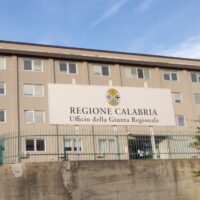 Reggio, palazzo degli uffici regionali: soluzione vicina per i 180 dipendenti