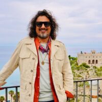 Chef Borghese torna in Calabria: ‘4 ristoranti’ fa tappa nella Costa degli Dei