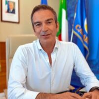 Sanità, Occhiuto: ‘Incentivi economici e di carriera per medici che vengono in Calabria’