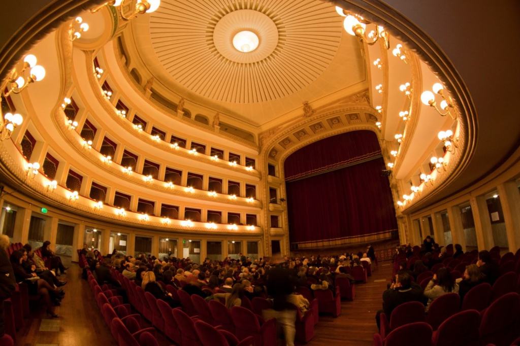 Reggio, il 21 marzo il concerto di primavera al Cilea pro Hospice
