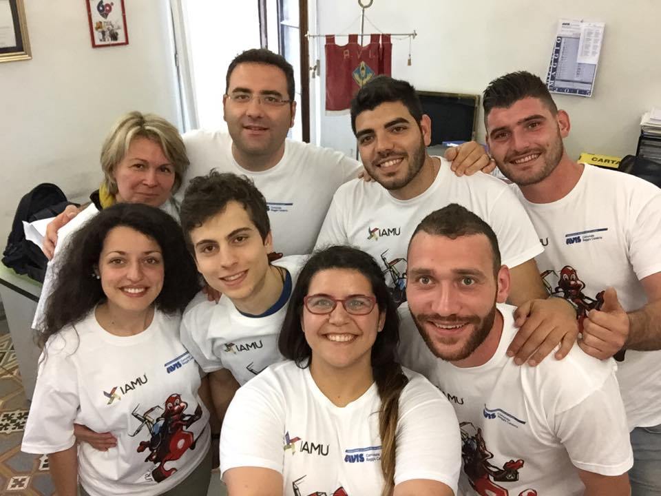 Il team Iamu con Avis a Firenze, tappa del tour di solidarietà