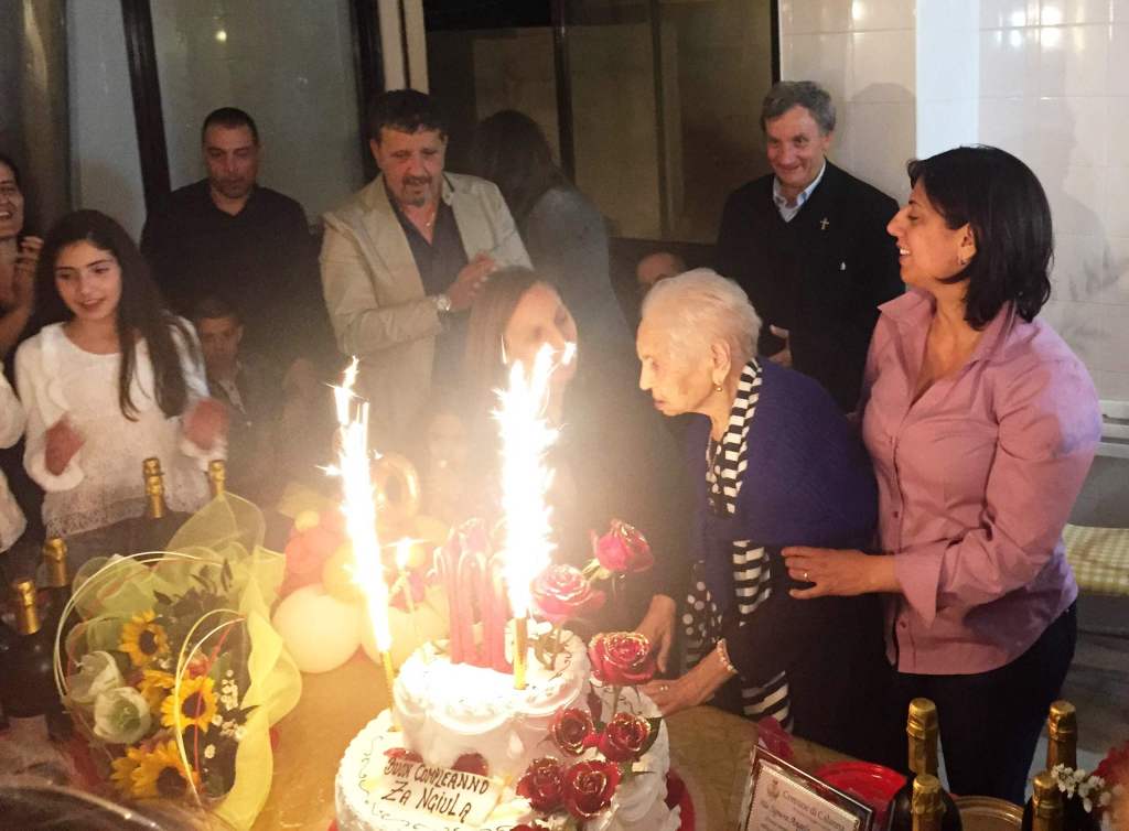 Il Comune di Calanna festeggia i 100 anni della Signora Laboccetta
