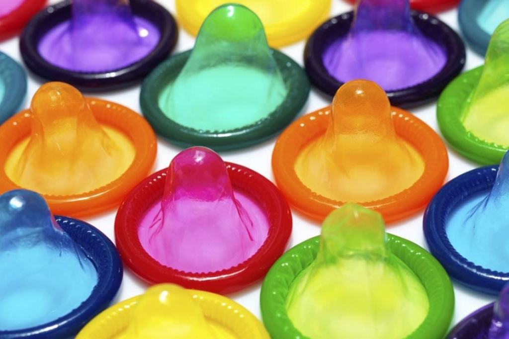 ‘Smart’ il preservativo che rileva le malattie sessualmente trasmissibili