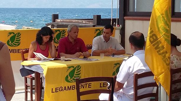 Il dossier di Legambiente sul consumo di suolo delle coste calabresi