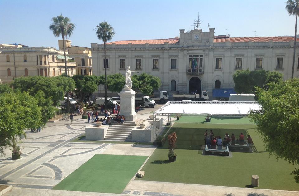 Tabularasa 2015: dal 4 al 30 luglio tutte le serate nella piazza più importante di Reggio Calabria