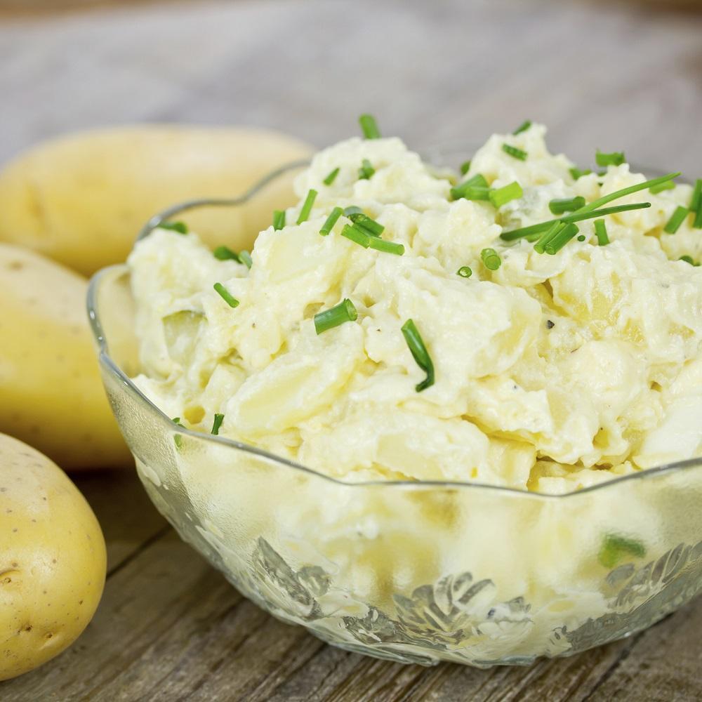 Ecco come si prepara una buona insalata di pollo e patate