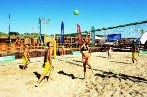 Vertical Summer Tour