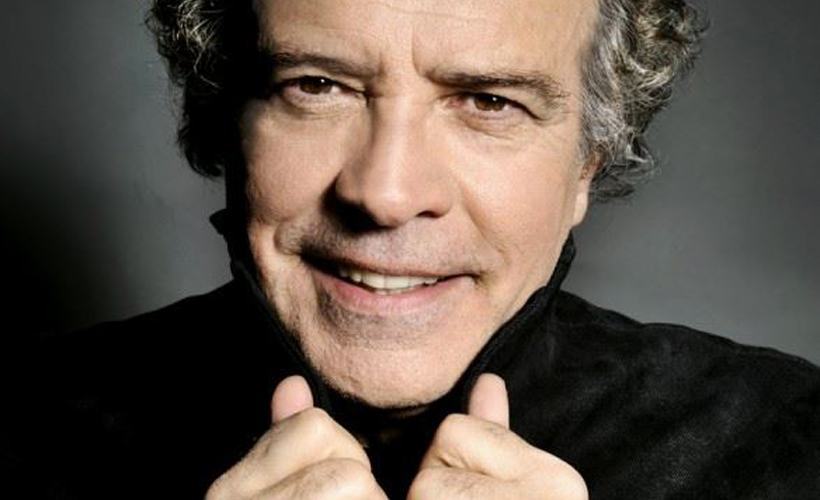Enrico Montesano in scena a Catonateatro per l'omaggio a Trovajoli