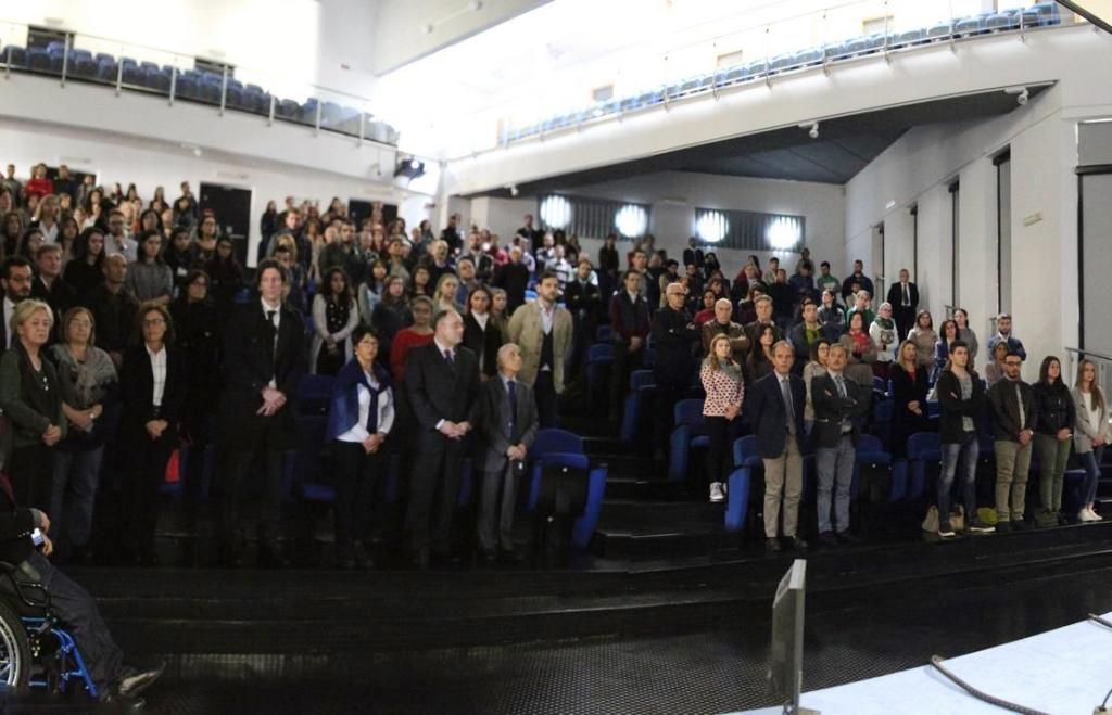 L’Università Mediterranea commemora le vittime di Parigi