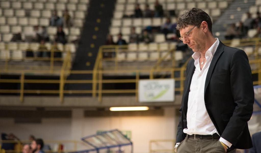 Una pessima Viola viene sconfitta in casa da Latina