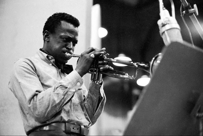 Music Miles Davis: immagine jazz per la rassegna Jazz da Gustare a Castiglione Cosentino