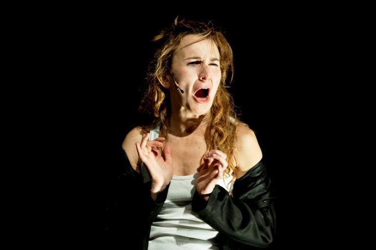 Al Teatro Primo di Villa lo spettacolo ‘Me ne Vado’ tra odio, paure e desideri