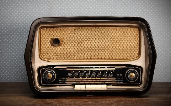Radio d'epoca, immagine per il Radio Day della radiofonia calabrese