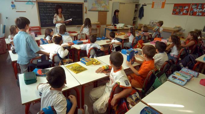 Aula scolastica: impianti di condizionamento nei plessi di Trunca, Gallina e Luppinari