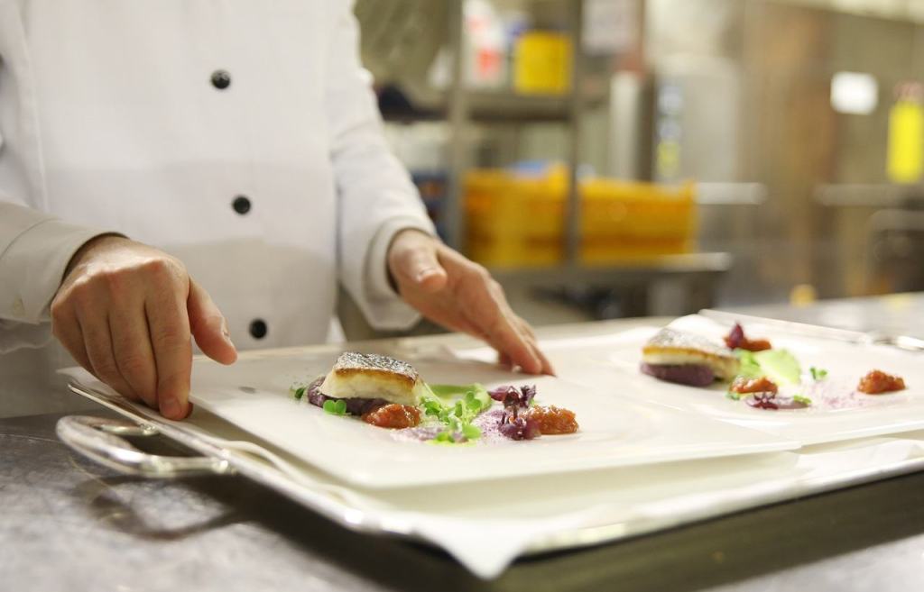 Notte dello Chef Afro-Solidale, concorso di alta cucina benefico a Reggio Calabria