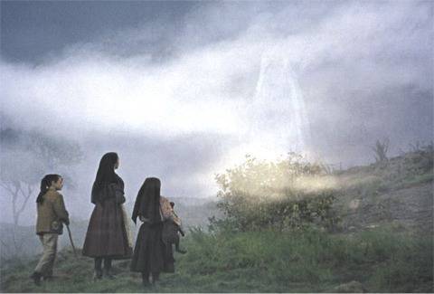 Pastorelli di Fatima, apparizioni Mariane