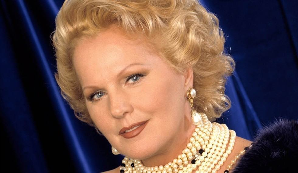 Katia Ricciarelli stasera al Teatro Cilea