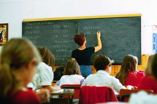 Scuola elementare di Reggio Calabria, incontro sulla Città metropolitana