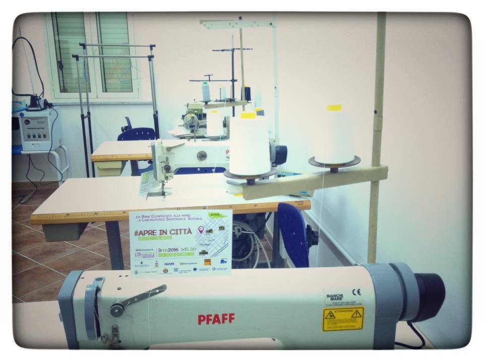 Inaugurazione del laboratorio sartoriale sociale Sole Insieme in via Possidonea a Reggio Calabria