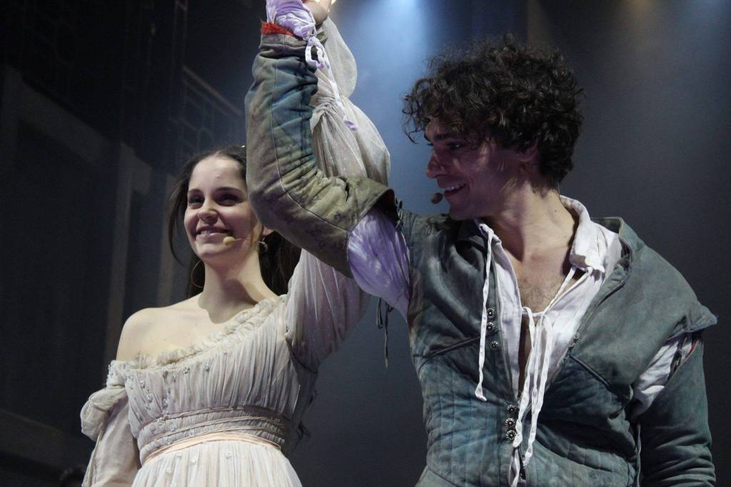 Locandina del musical Romeo e Giulietta - Ama e cambia il mondo di David Zard al Palacalafiore di Reggio Calabria
