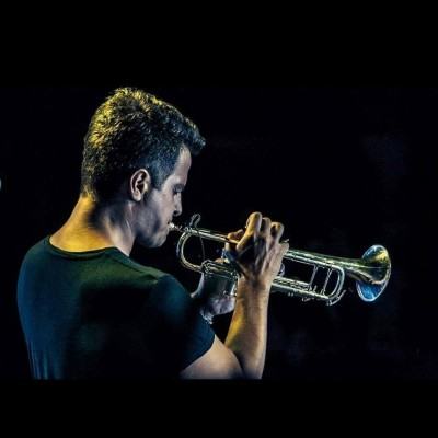 LUCA D'AQUINOn[1]