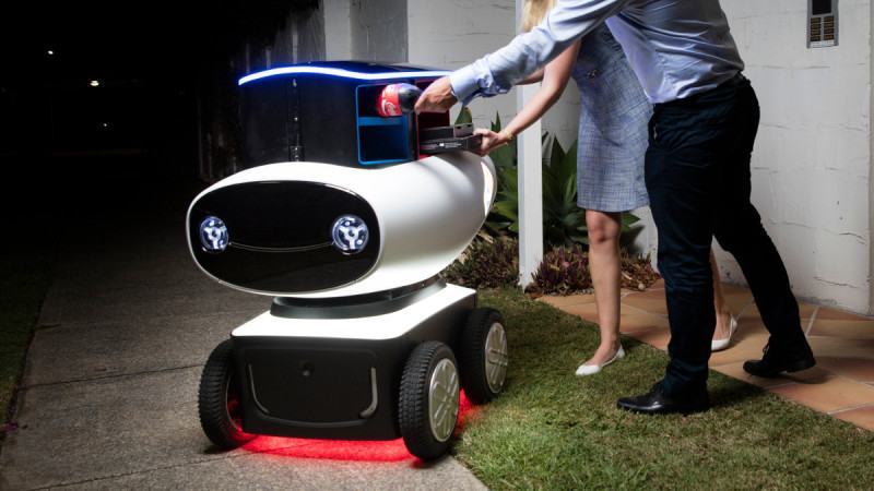 Rivoluzione tecnologica: arriva DRU, il primo fattorino robot