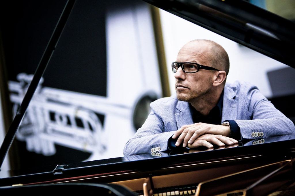 Il pianista Antonio Faraò in trio nella rassegna jazz La Sosta Jazzmin