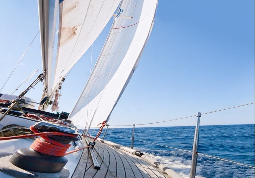 Calabria, gite gratis in barca a vela per i professionisti della sanità
