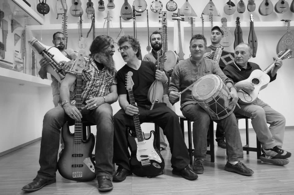 I Re Niliu, band calabrese di musica tradizionale e world music
