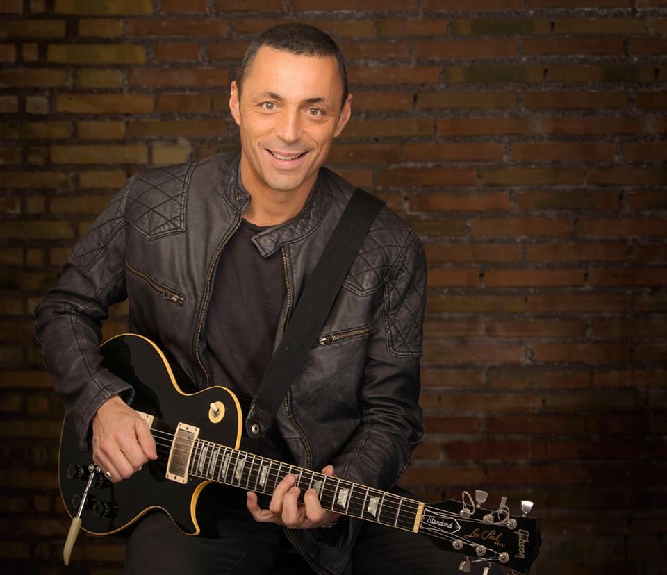 Domani il concerto di Alex Britti in Piazza IV Novembre di Paola