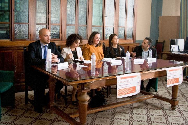 L’Orchestra Giovanile dello Stretto – Vincenzo Leotta, presenta a il sistema Abreu