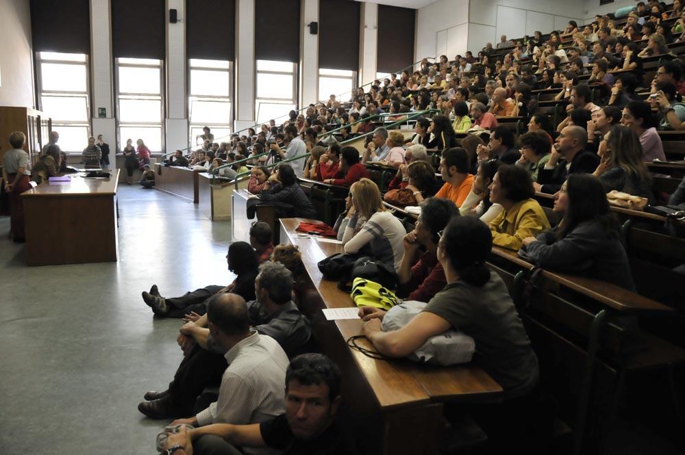 L’esodo dei professori calabresi: oltre mille quelli costretti ad emigrare
