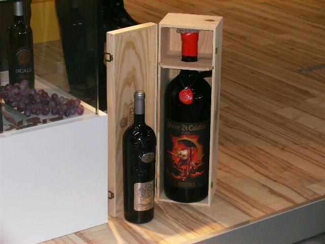 Il “Nerone di Calabria 2011” della Casa Vinicola Criserà vince il Five Star Wine Awards