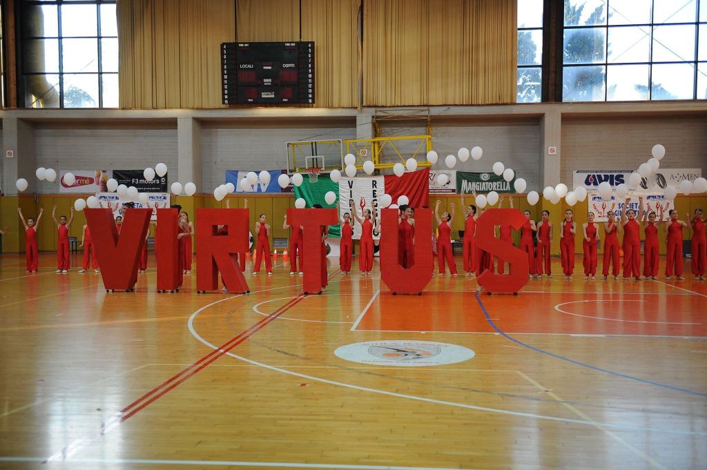 Standing ovation per la società ginnastica “Virtus Reggio”