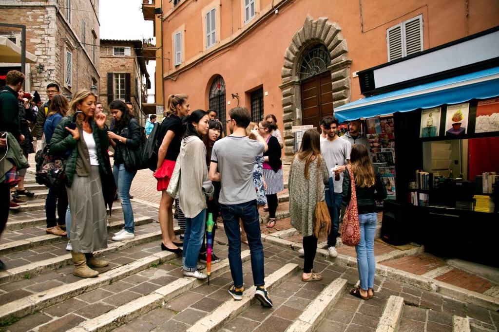 ‘Edicola 518’, a Perugia si fa la rivoluzione culturale