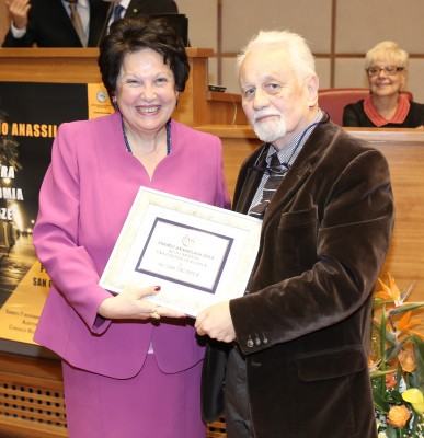 Trumper e la prof.ssa Francesca Neri in occasione del Premio Anassilaos 2015