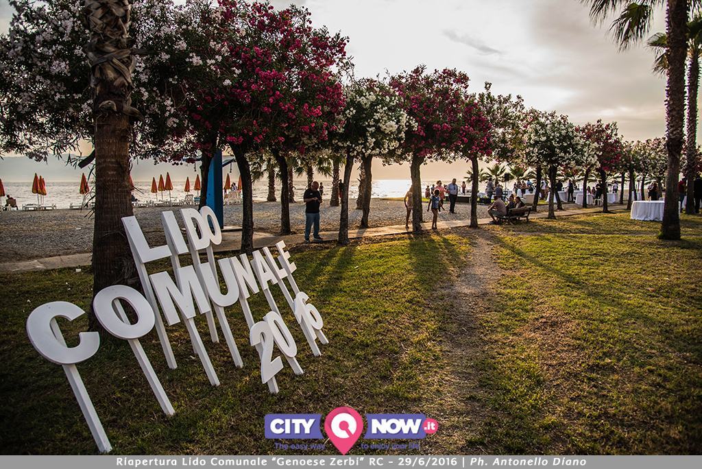 Reggio riabbraccia il suo Lido – Ecco i 98 scatti di Citynow