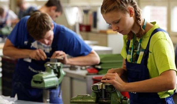 Officine del lavoro: tutto pronto per l’inaugurazione del laboratorio per giovani