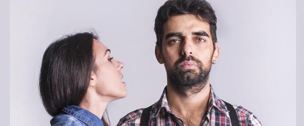 A Tabularasa questa sera la satira graffiante di Lercio.it e la musica emergente dei “Mezzo Preti”