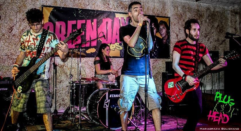 I Plug Out Head, band punk, per l'intervista sull'album Milkshake