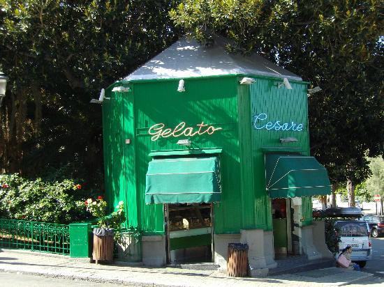 Gastronauta consegna alla Gelateria Cesare il “Premio alla gelateria dell’anno”