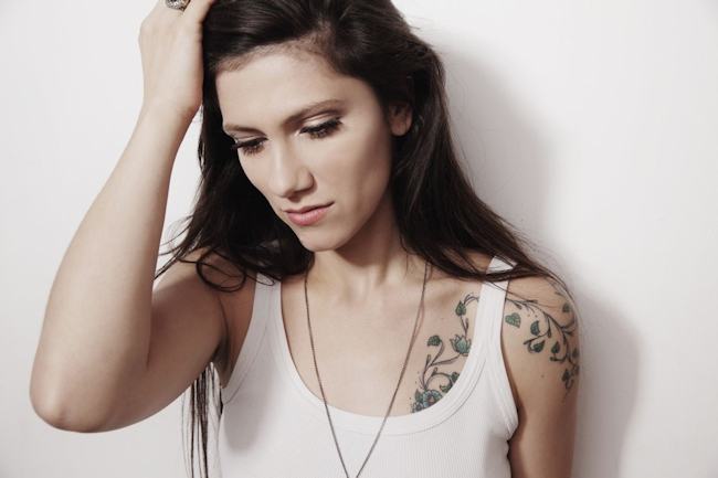 Cresce l’attesa per il concerto di Elisa al PalaCalafiore