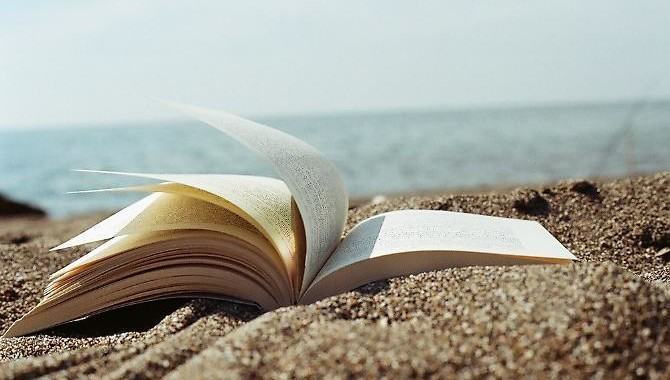 “Quell’amore che profumava di giuggiole” il nuovo libro di Isabella Freccia