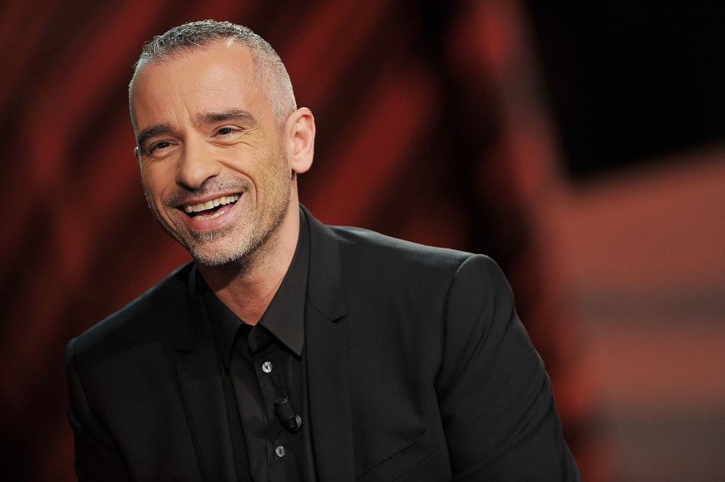 Eros Ramazzotti ricorda la città calabrese di sua madre, proposta la cittadinanza onoraria