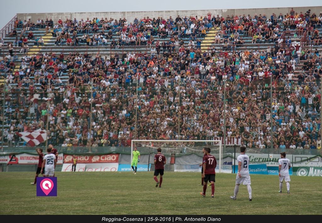 Reggina, non è un pesce d’Aprile. Melfi al tappeto, il Granillo esplode di gioia